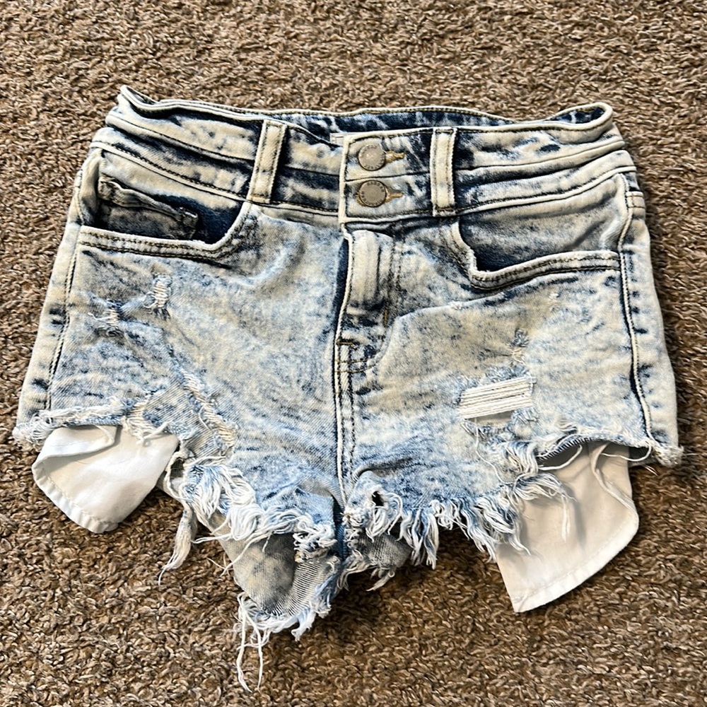 Girls KanCan signature series, high rise shorts.